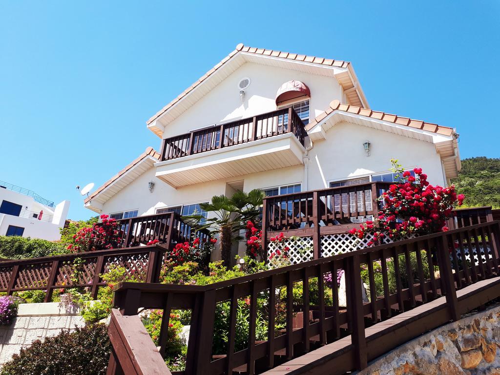 Namhae Bluemare Pension Exteriér fotografie