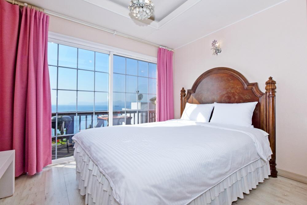 Namhae Bluemare Pension Exteriér fotografie
