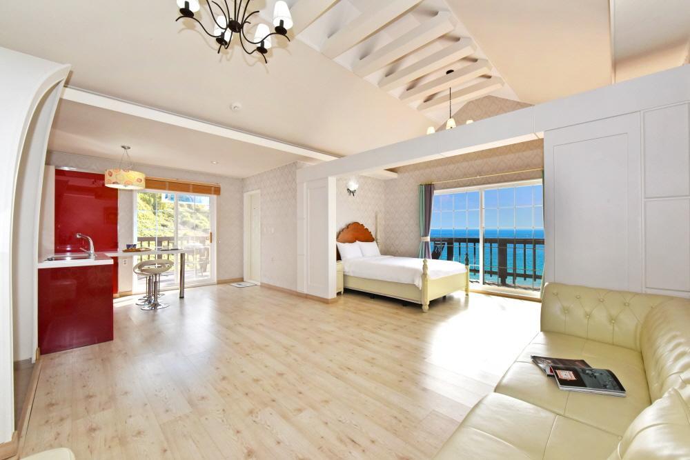 Namhae Bluemare Pension Exteriér fotografie