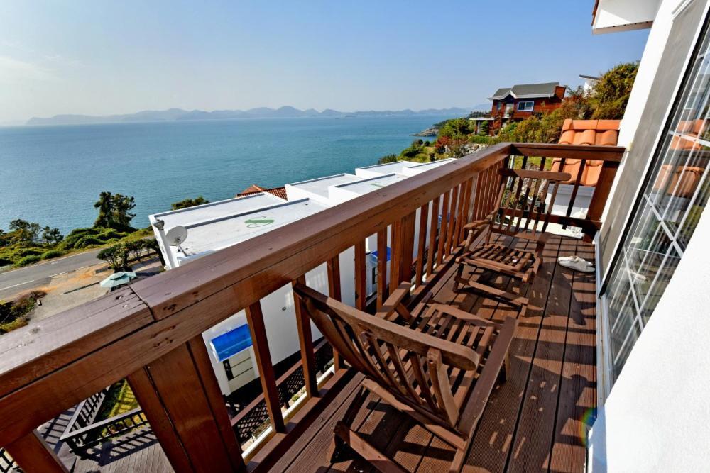 Namhae Bluemare Pension Exteriér fotografie